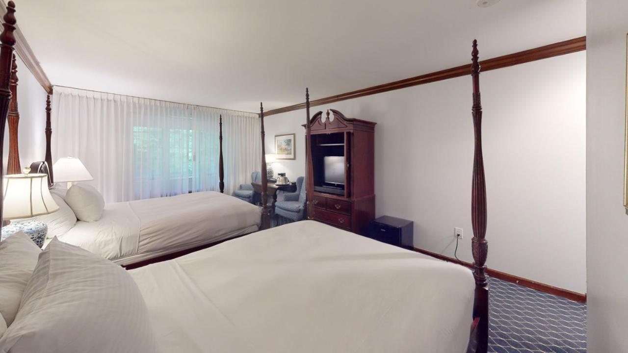Old Farms 3* Avon
